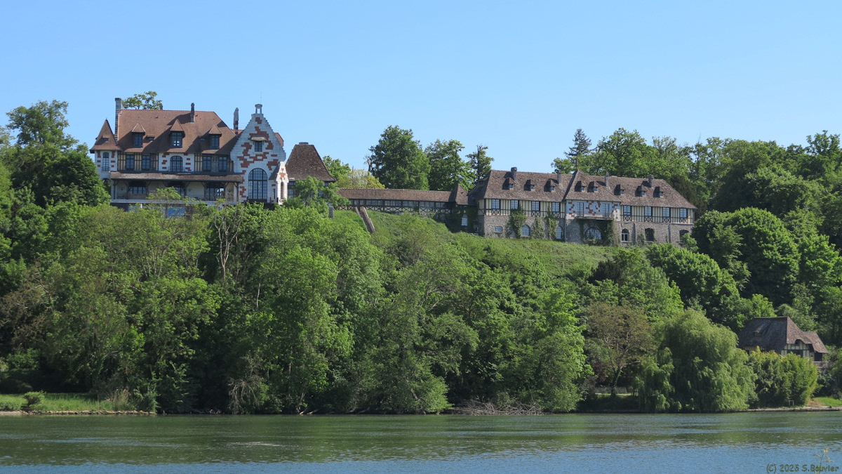 Herqueville (Château 1)