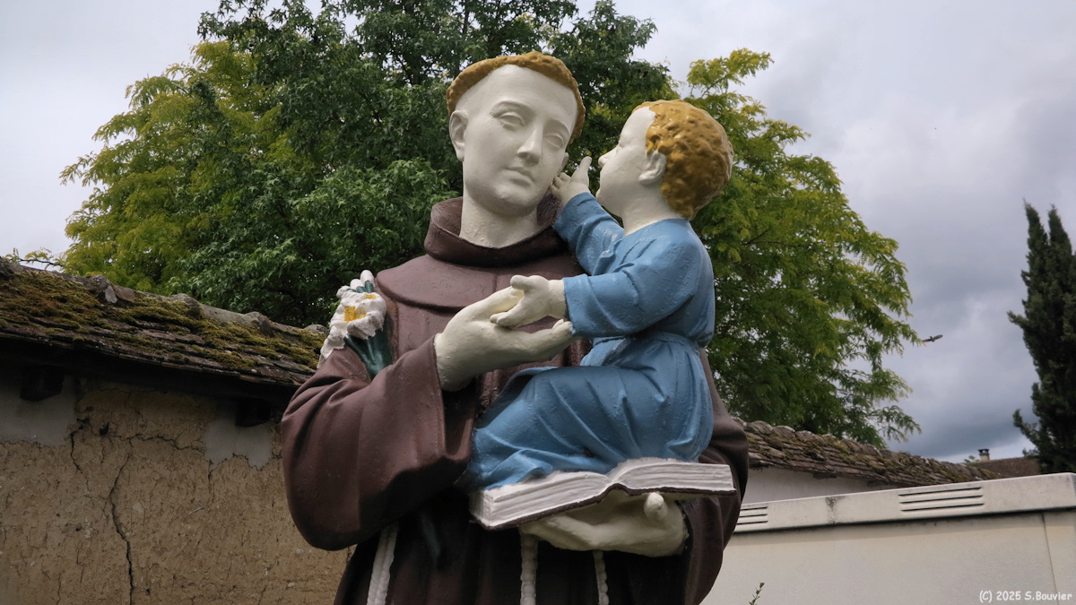 Acquigny (Statue)