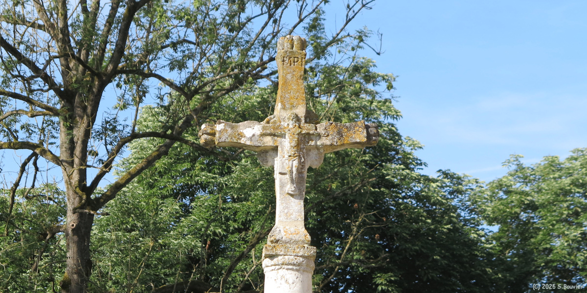 Bérengeville la Campagne (Croix)