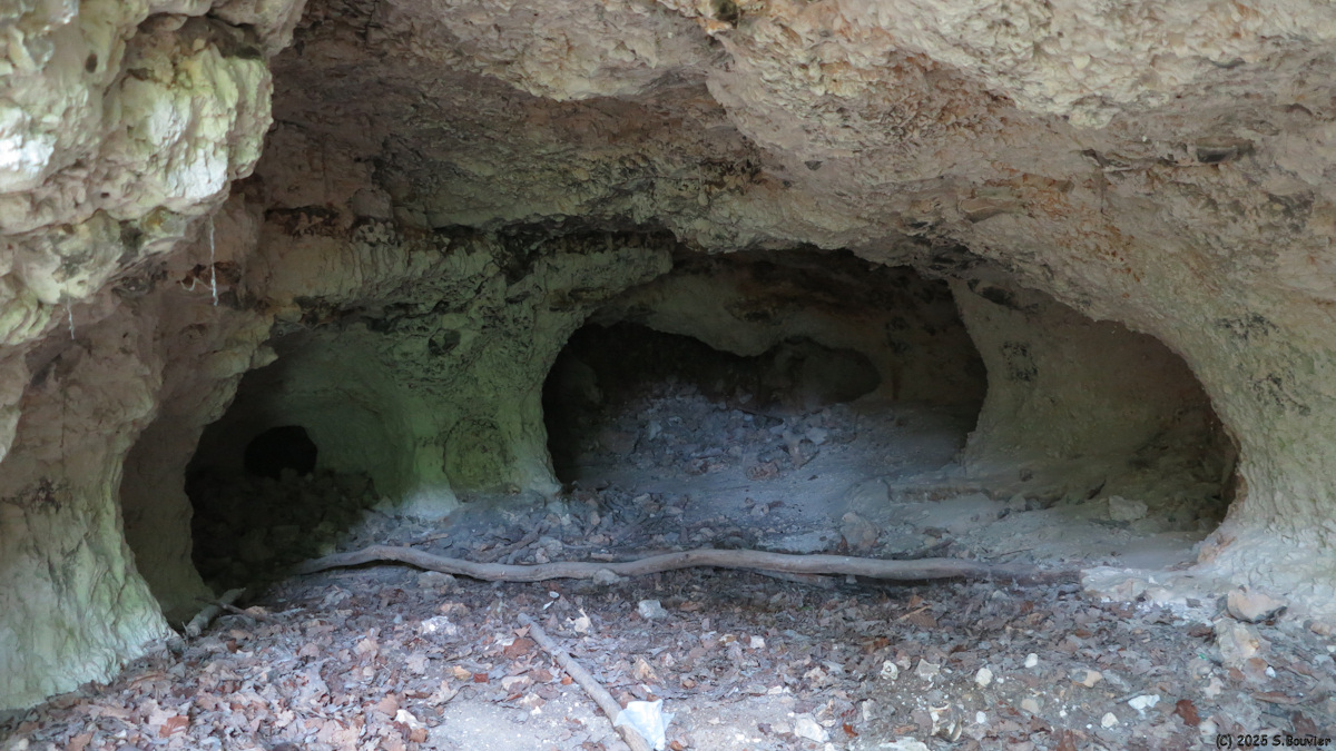 Evreux (Grotte)
