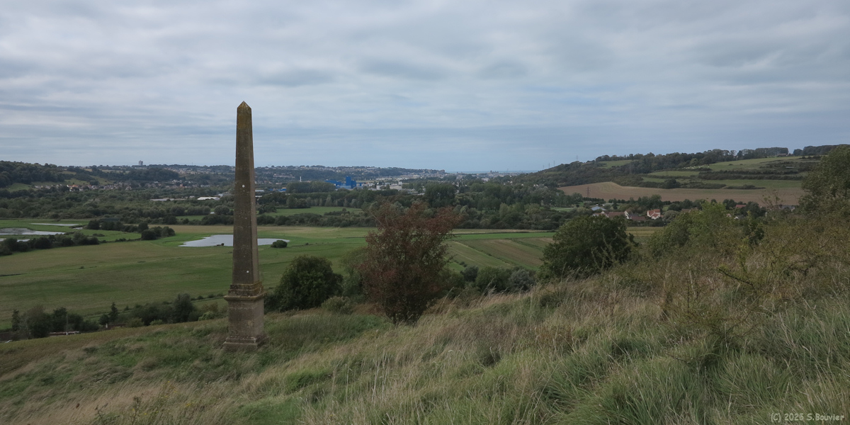 Arques la Bataille (Pyramide)