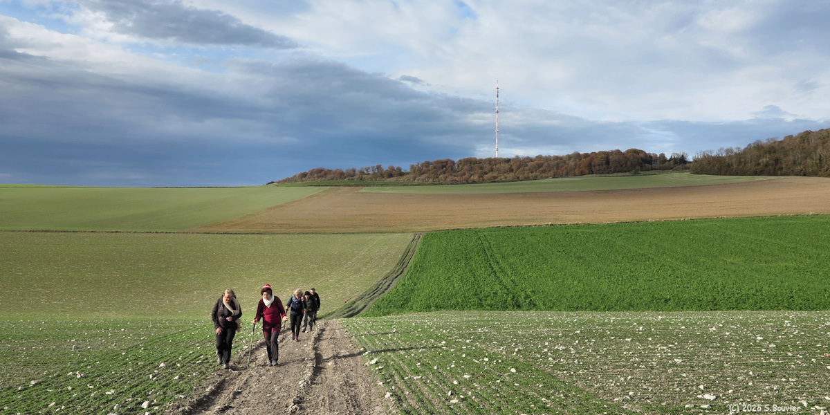 Mesnières en Bray (Chemin 2)