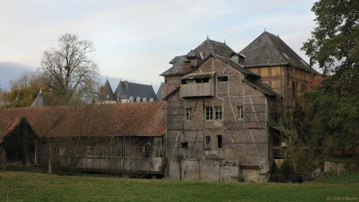Mesnières en Bray (Ancien Moulin)