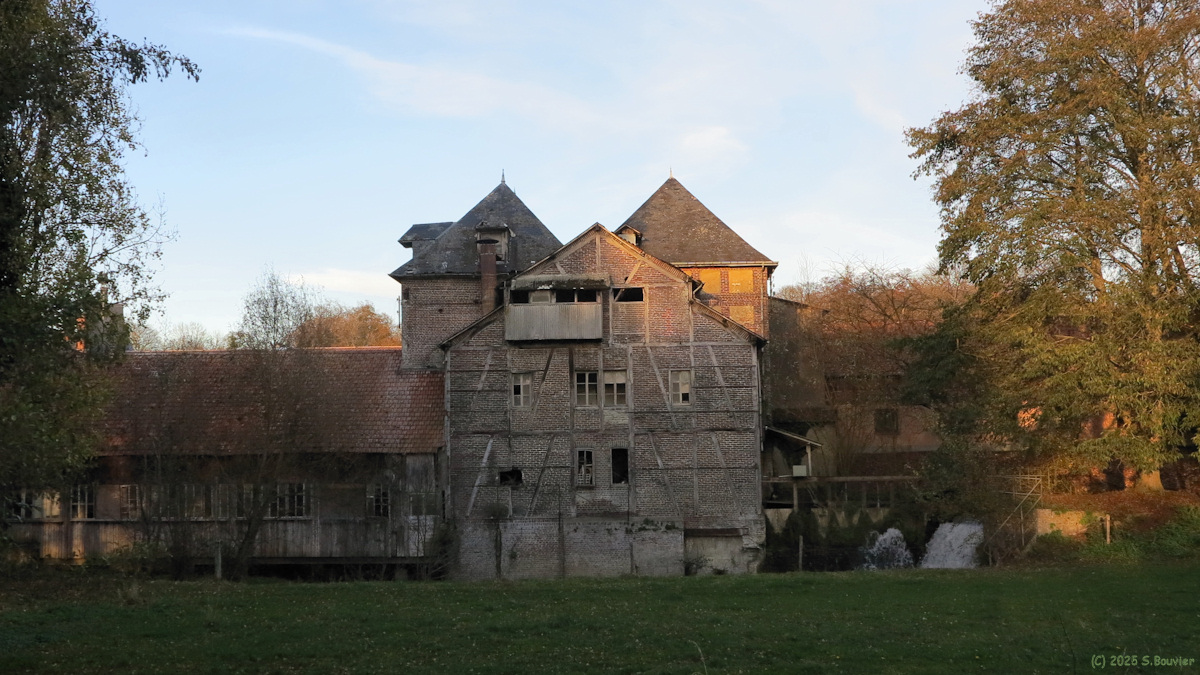 Mesnières en Bray (Ancien Moulin)