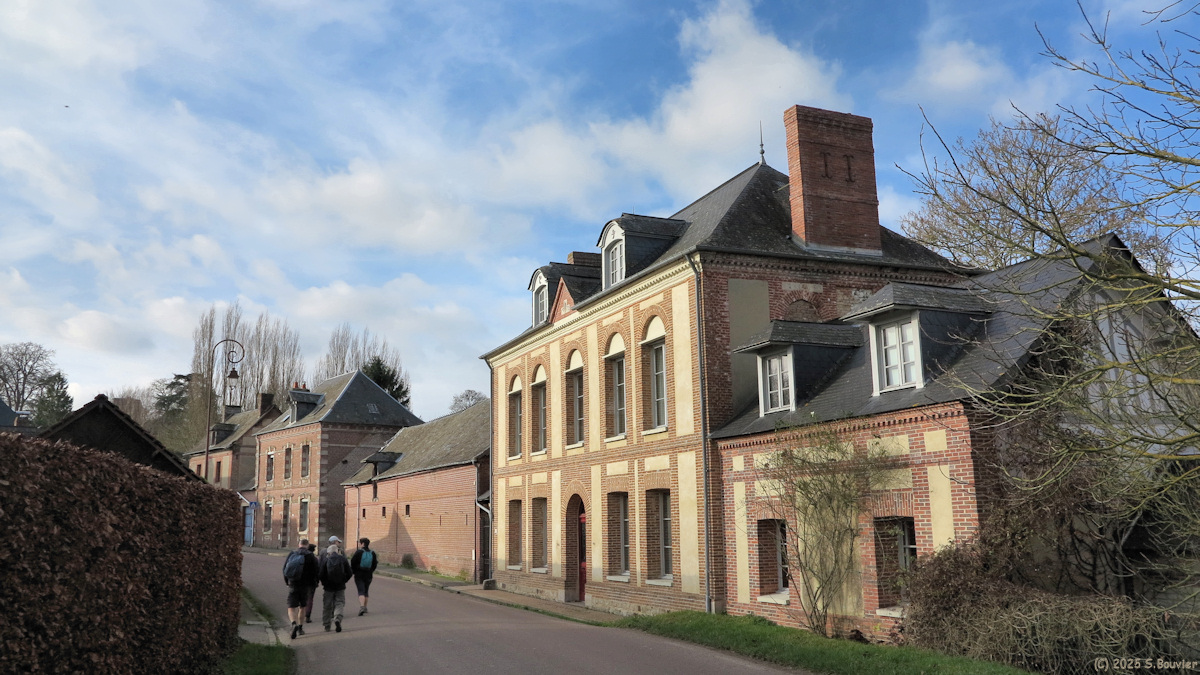 Bures en Bray (Maisons)