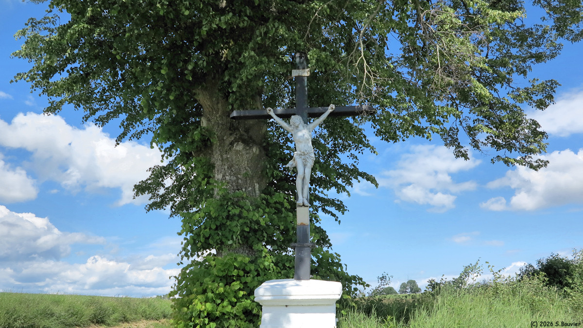 Hodenc en Bray (Croix)