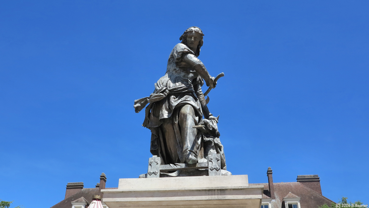 Beauvais (Statue)