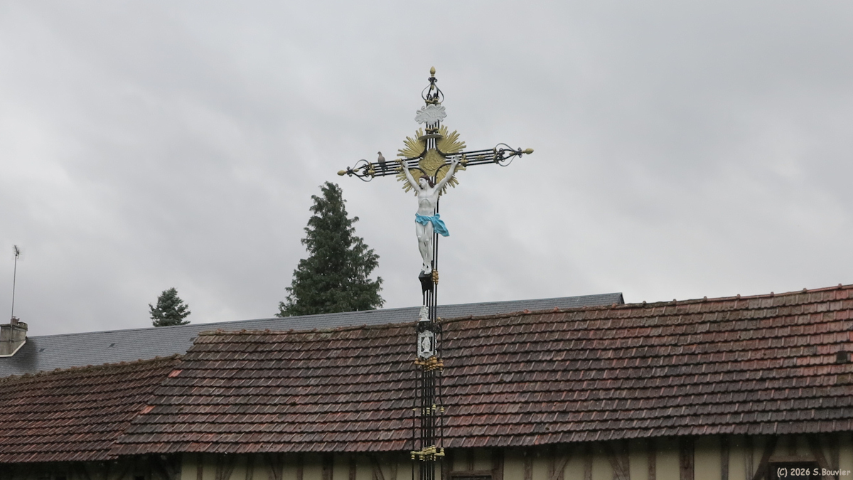 Berneuil en Bray (Croix)