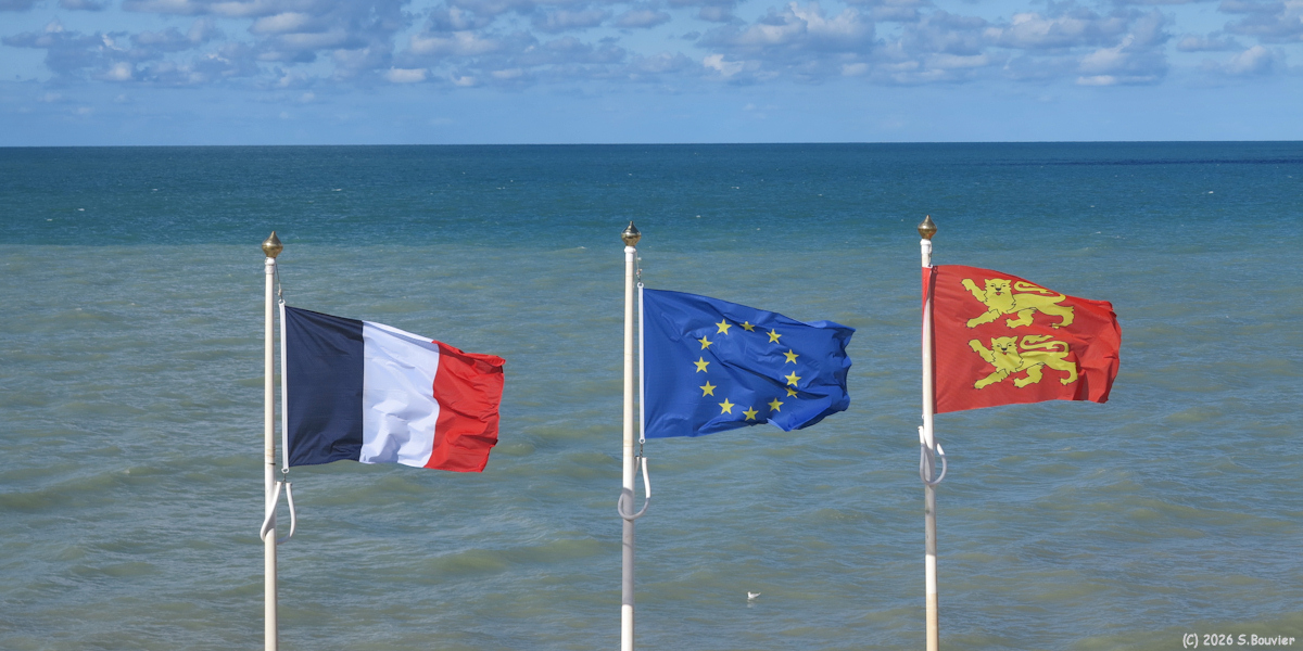 Veules les Roses (Drapeaux)