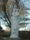 Avesnes en Val (Statue)
