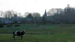 Avesnes en Val (Village)