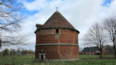 Crasville la Rocquefort (Colombier)
