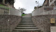 Neuville Ferrières (Escalier)