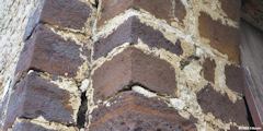 Neuville Ferrières (Grès Ferrugineux)