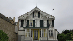 Lion sur Mer (Chalet)
