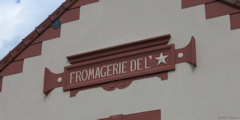 Lachapelle aux Pots (Enseigne)